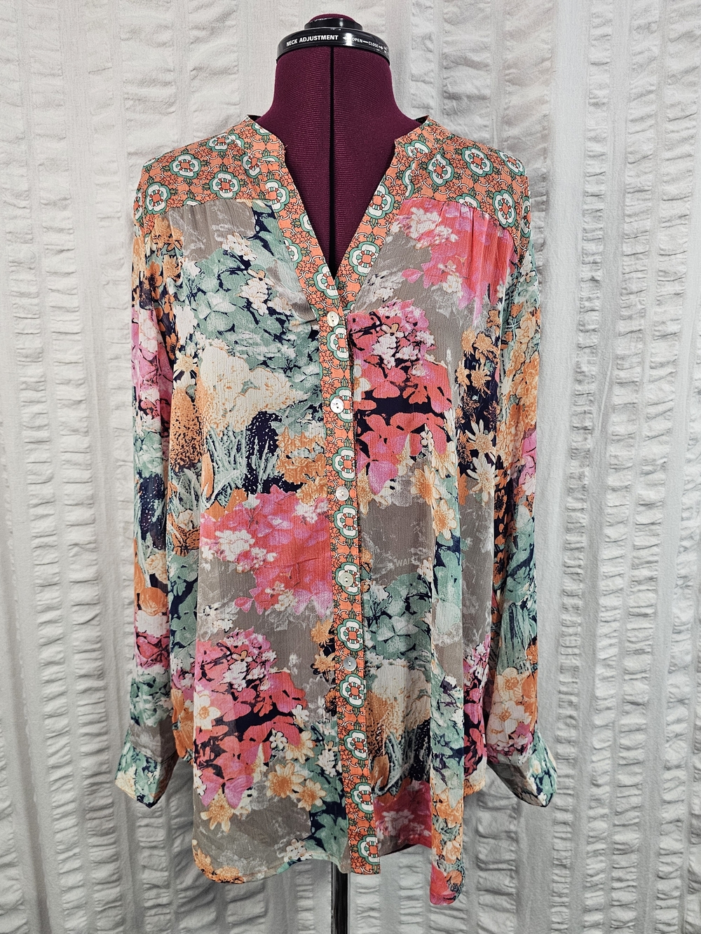 fig and flower Sheer Floral Multicolor Button-Front Blouse Large